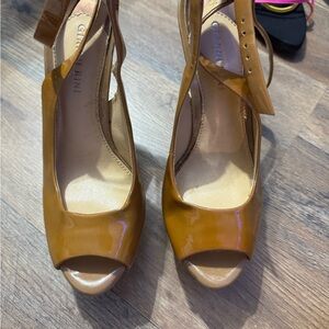 Gianni Bini Tan Peep-Toe Heels